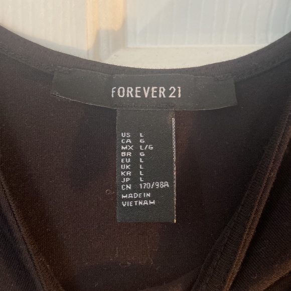 NWOT. Woman’s Forever21 black bodysuit. Size large. - Picture 3 of 3
